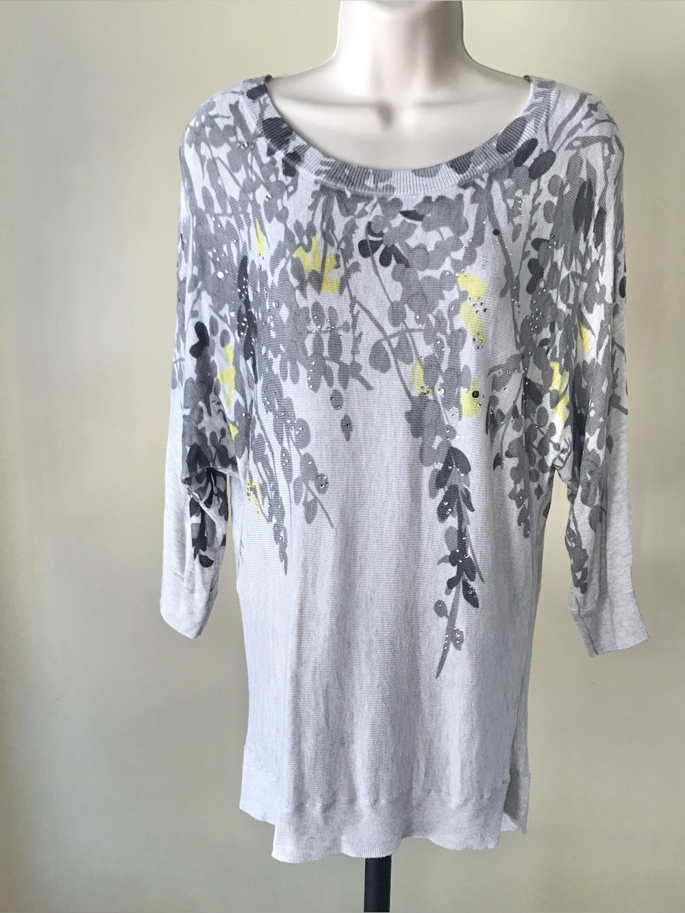 INC International Concepts Gray Floral Lightweight Sweater Size S
